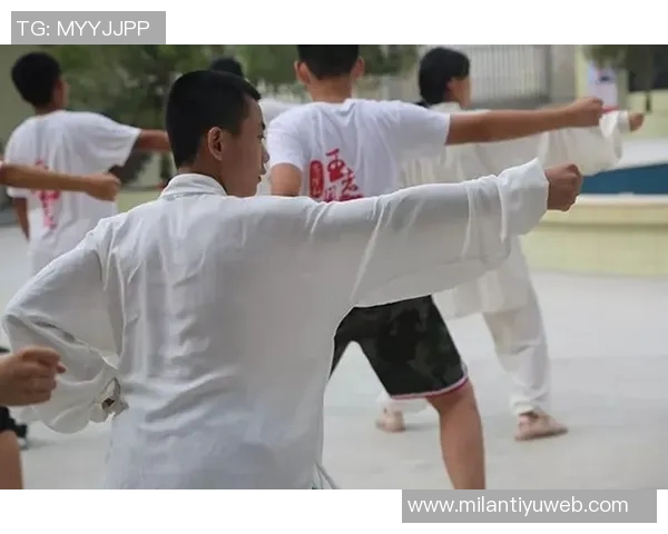 文班分享领袖之道深入自我与比赛理解促进与队友的良好关系 文班分享领袖之道深入自我与比赛理解促进与队友的良好关系