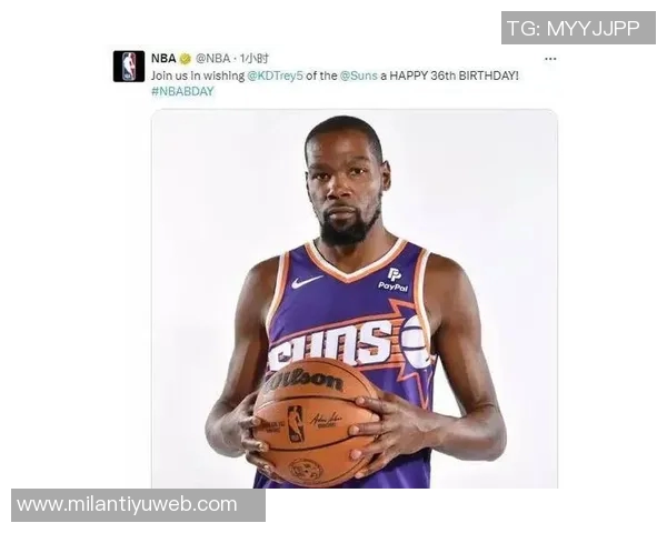 杜兰特与美女主持轻松互动分享快乐心情的背后故事