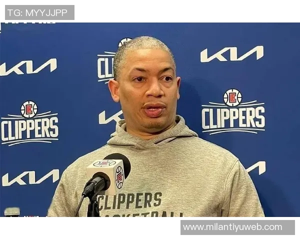 泰伦卢称下半场协防弗拉格表现出色莱昂纳德贡献巨大