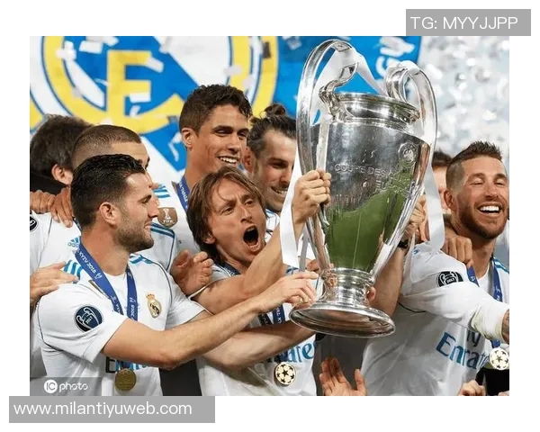 莱切前锋莫伦特称赞魔笛状态如25岁目标超越他两次并穿上皇马球衣 莱切前锋莫伦特称赞魔笛状态如25岁目标超越他两次并穿上皇马球衣