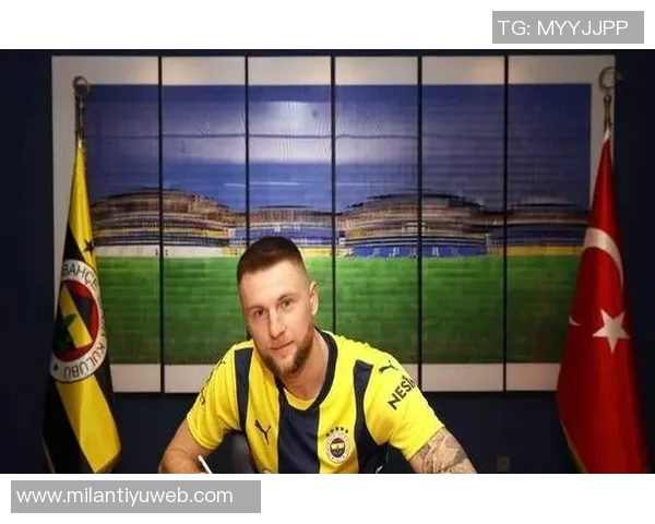 费内巴切关注桑乔计划冬窗引援交易希望达成协议