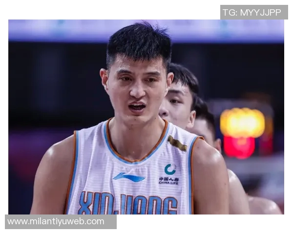 奥赖利英格兰队首秀精彩纷呈斯通斯亲自颁发纪念帽子致敬新星 奥赖利英格兰队首秀精彩纷呈斯通斯亲自颁发纪念帽子致敬新星