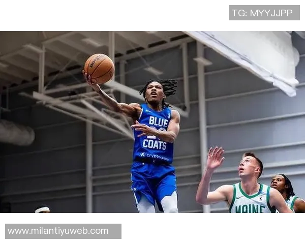 特奎维恩史密斯砍下41分10篮板媒体人称其为归化新星太吸引人