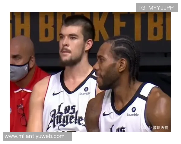 约基奇的怒火与小白胖子的反击揭示了他不为人知的一面 约基奇的怒火与小白胖子的反击揭示了他不为人知的一面