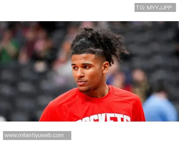 布克赞杰伦格林潜力无限称其进攻风格极具侵略性