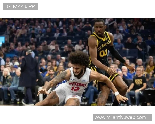 库明加精彩突破虚晃艾顿轻松上篮得分展现超强个人能力