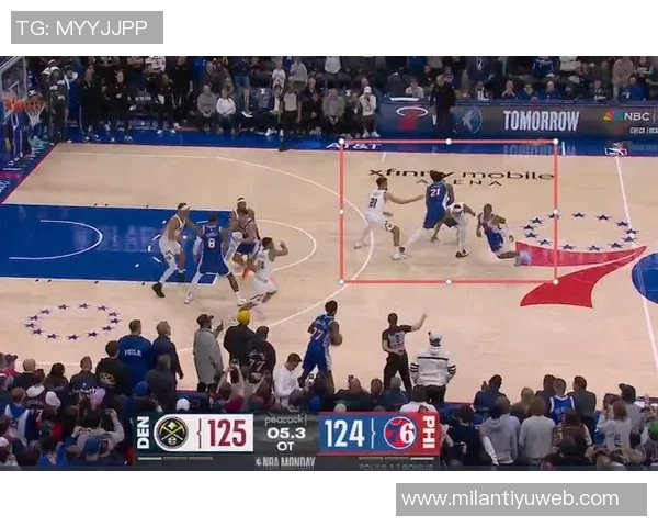 布克回应连吃两次技术犯规称裁判未看见错误导致掘金获得球权